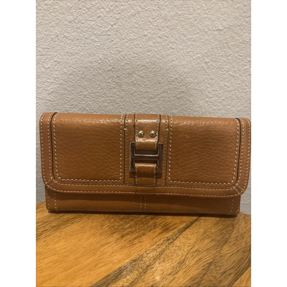 FOSSIL Brown Pebbled Leather~Trifold Wallet w/Buckle & Stitch Design~Women's‎